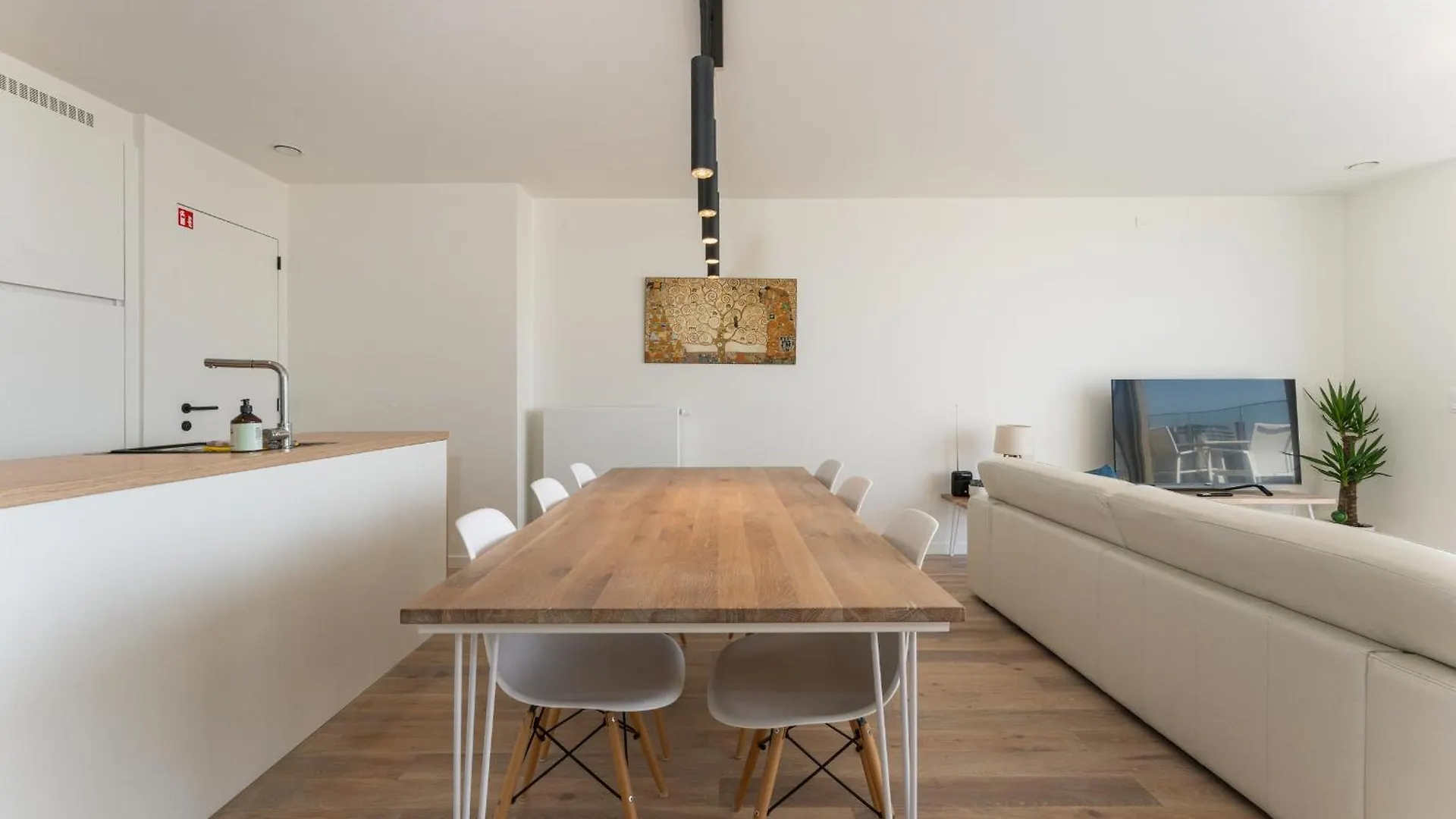 Apartment Lichtrijk En Ruim Appartement Met Zeezicht - 5P Ostend